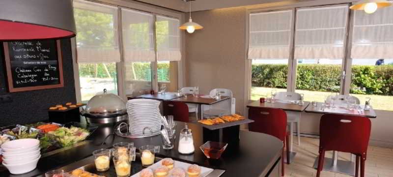 Hotel De La Briere Триняк Екстериор снимка