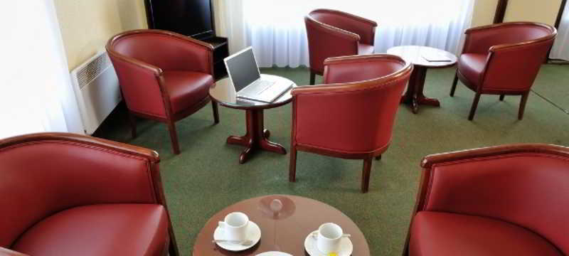 Hotel De La Briere Триняк Екстериор снимка